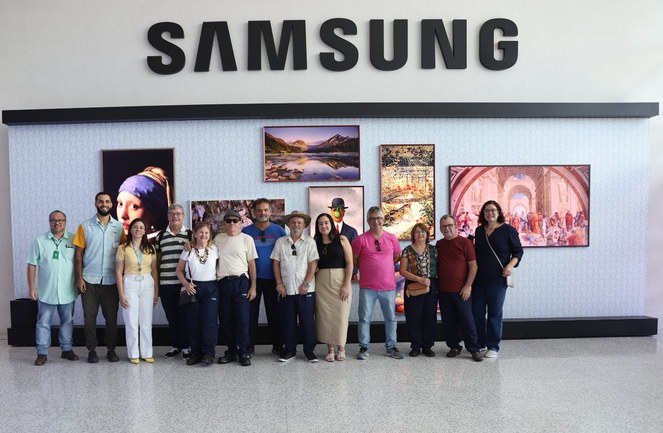 Zona Franca de Portas Abertas leva operadores de turismo à fábrica da Samsung