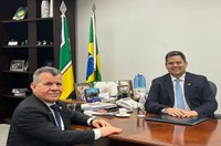 Reunião com senador Davi Alcolumbre aborda integração e desenvolvimento dos Estados da área de abrangência da Suframa