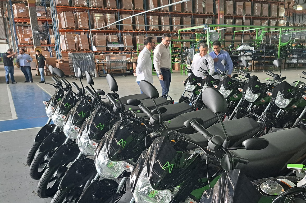 Comitiva da Autarquia realizou uma visita técnica à Mottu, startup que começou a atuar na Zona Franca de Manaus em 2022 com uma frota de 50 motocicletas e, agora, com produção própria, ultrapassa a marca de 66 mil unidades alugadas.