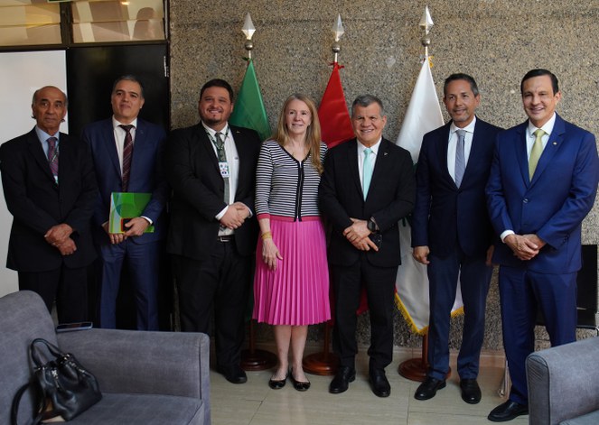Reunião na Embaixada do Peru no Brasil