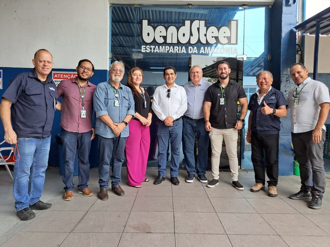 Equipe da Suframa na visita à componentista Bendsteel da Amazônia