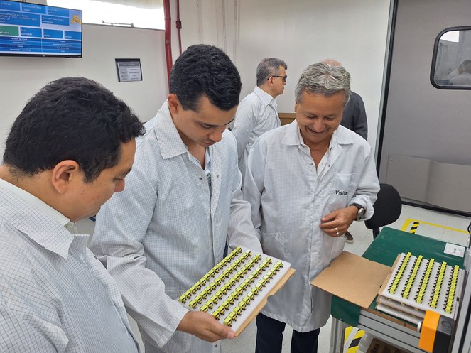 Suframa faz visita à planta da Flex Industries no PIM em Manaus