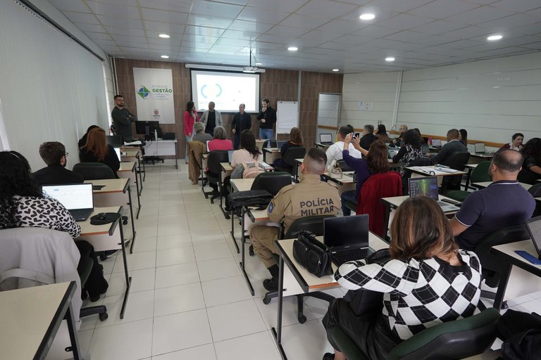 Capacitação impulsiona melhorias na gestão de transferências no Paraná