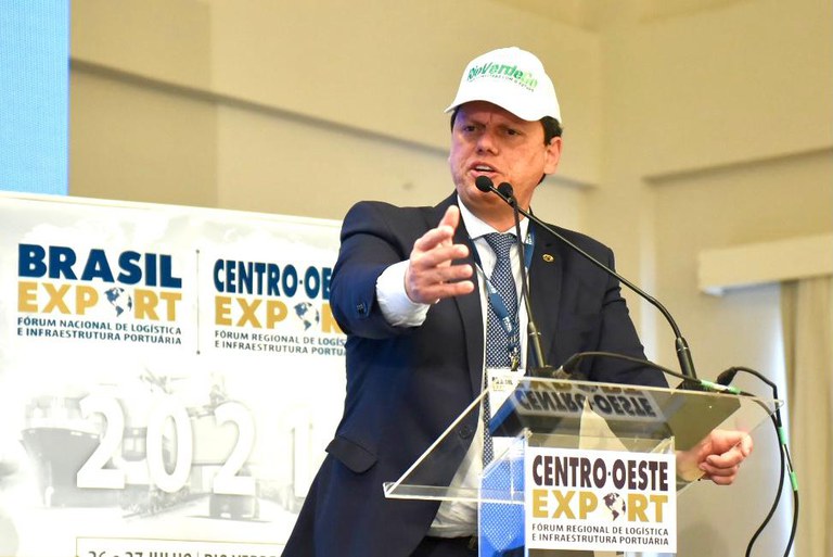 Ministro participou do fórum regional Centro-Oeste Export, em Rio Verde