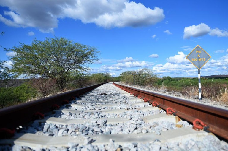 Grupo de trabalho vai discutir aperfeiçoamento das renovações ferroviárias antecipadas