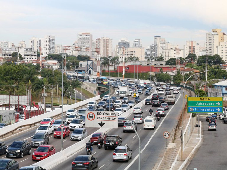 Multas contraídas nas ruas e avenidas de São Paulo terão até 40% de desconto