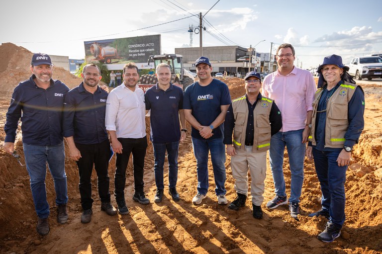 Ministro Renan Filho vistoriou obras que vão reduzir congestionamentos e garantir trafegabilidade e segurança para Juazeiro (BA) e Petrolina (PE)