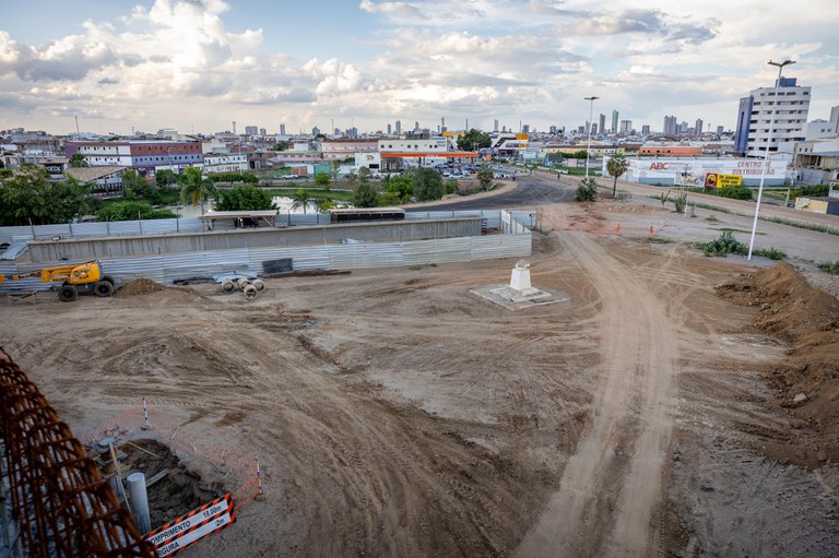 As obras devem beneficiar cerca de 650 mil pessoas, além de impulsionar o polo de fruticultura de Petrolina (PE) e Juazeiro (BA)