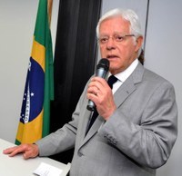 Moreira Franco assume Secretaria de Aviação Civil