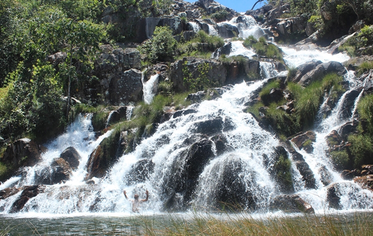 06_07_17_cachoeira_capivara_pref_cavalcante.jpg