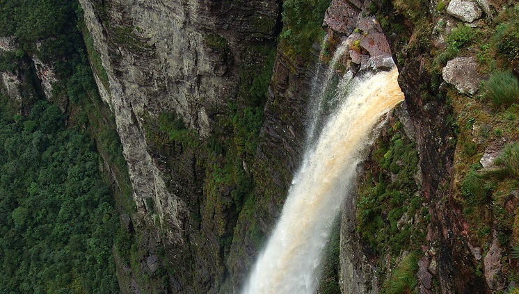 14_11_2016_cachoeira_da_fumaca_jota_freitas.jpg