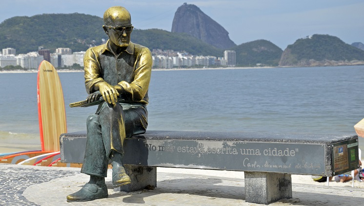 16_12_2015_estatua_drummond_foto_alexandre_macieira.JPG