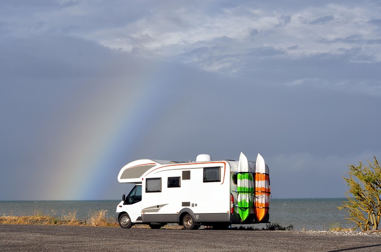 23_11_18_motorhome_AlexandreSeixas_shutterstock_539925238.jpg