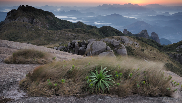 30_07_2016_serra_dos_orgaos_pedra_do_sino.jpg